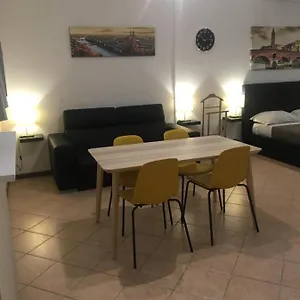 Don Abbondio , Verona Italia