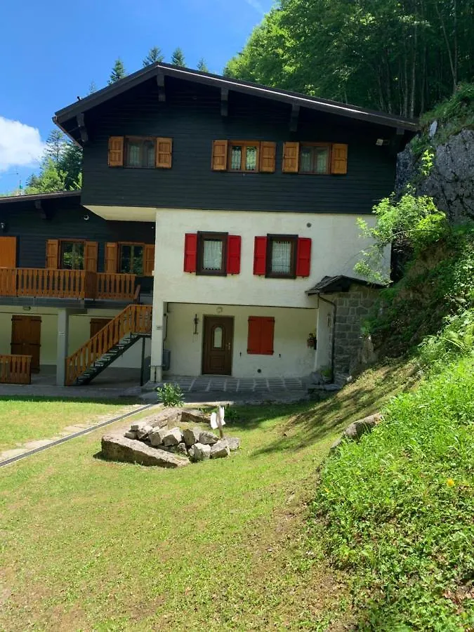 Alla Curva Del Pagliai Abetone Italy